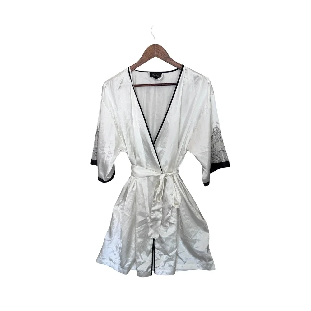 Vintage Ivory Satin Black Lace Kimono Robe with White Rose, Small Size